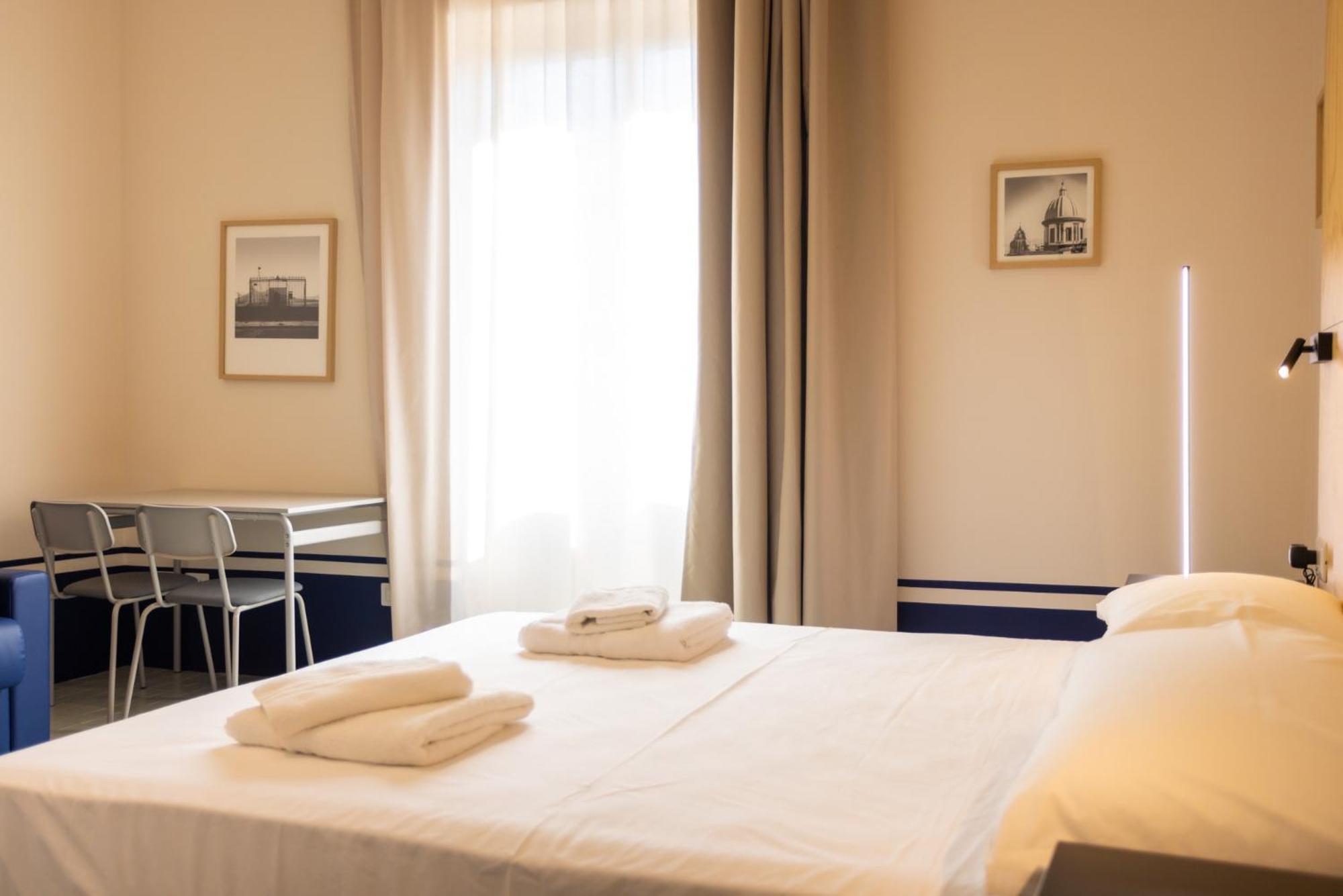 Don Vittorio A Chiaia Hotel Napels Buitenkant foto