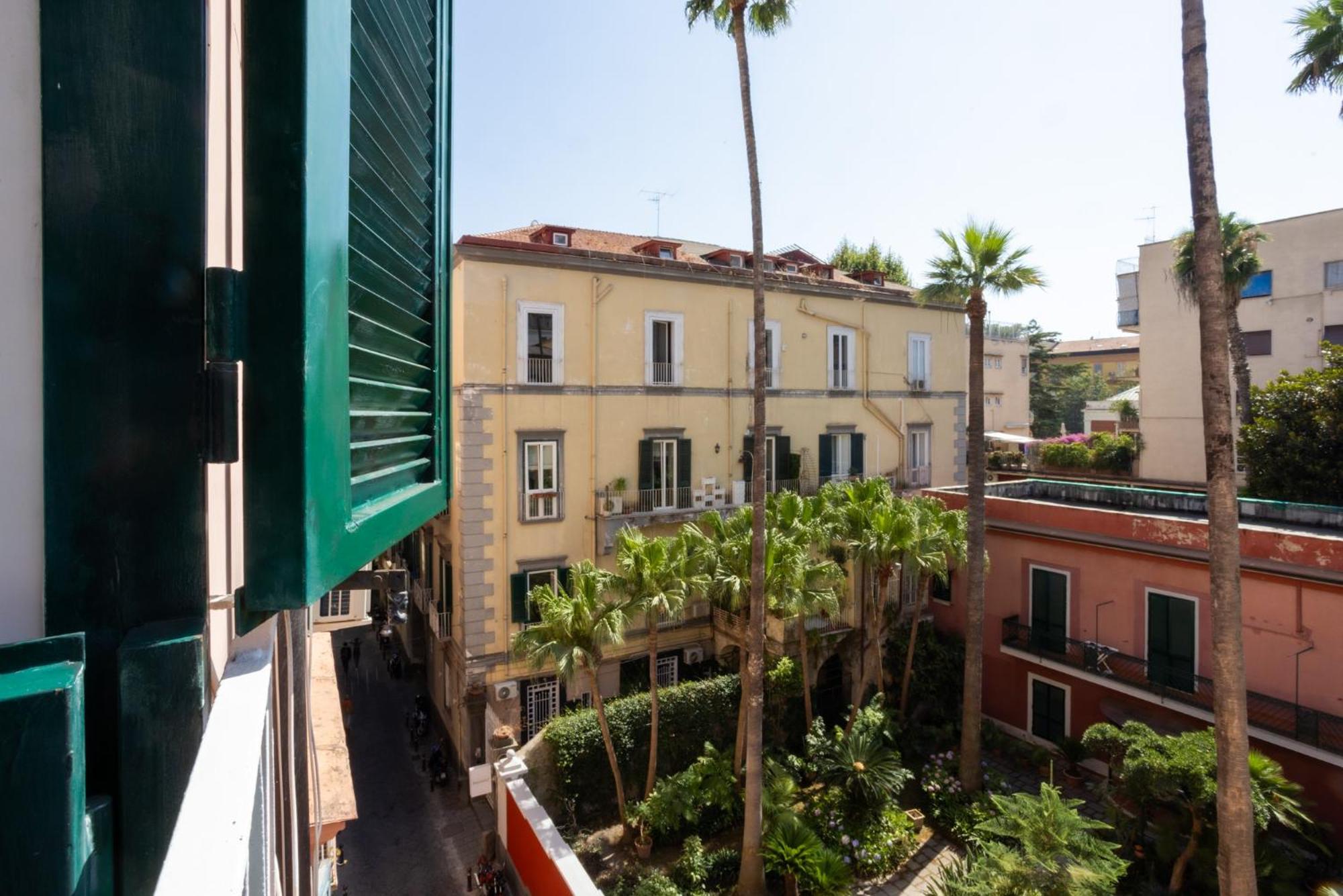 Don Vittorio A Chiaia Hotel Napels Buitenkant foto